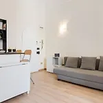 Appartement Guesthost - Pergola Modern And Cozy *