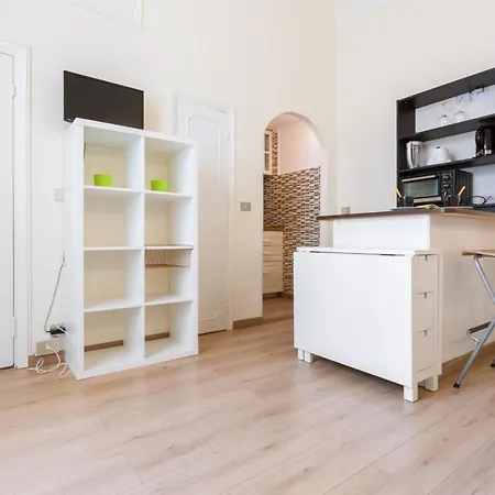 Guesthost - Pergola Modern And Cozy Florença